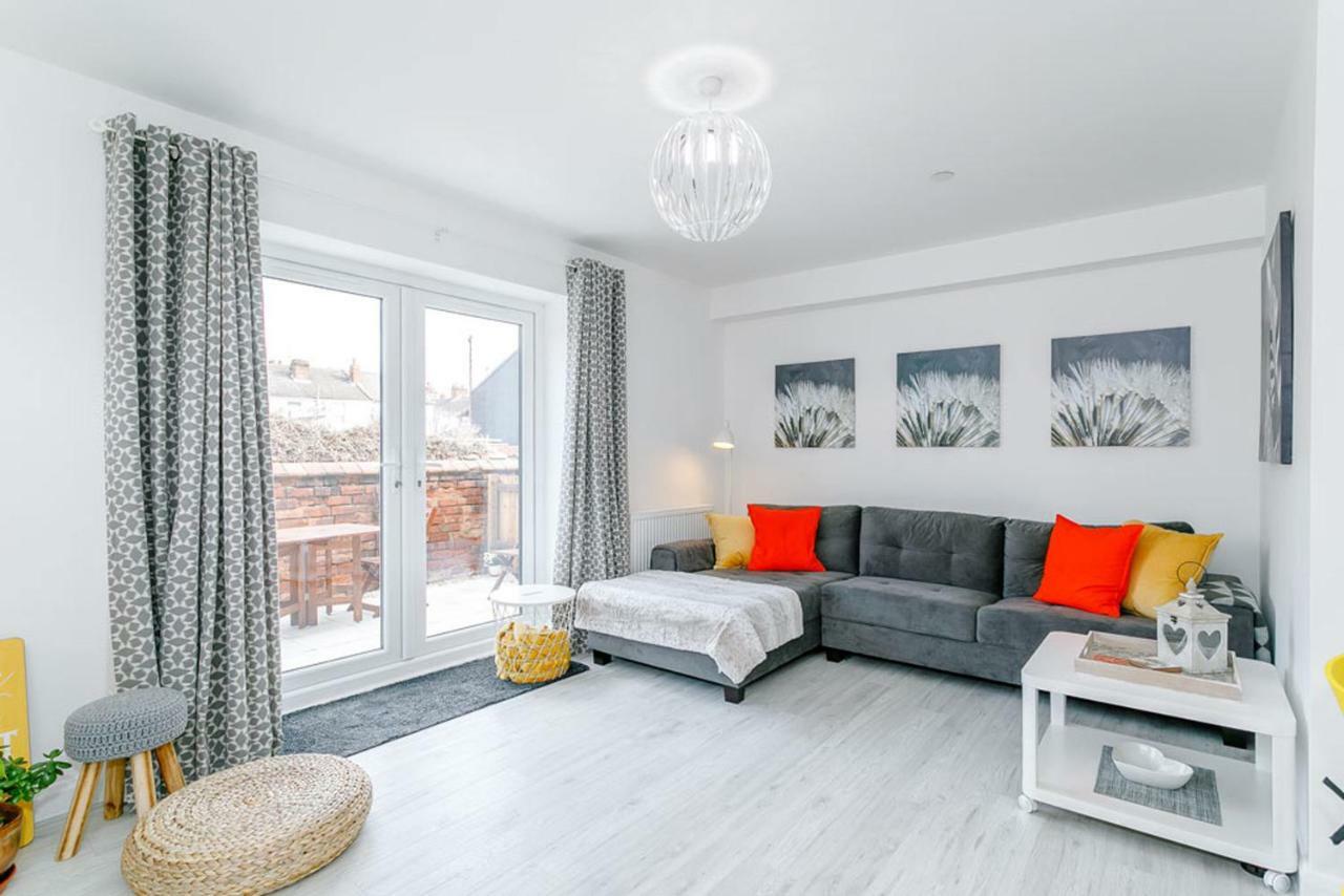 Acorn Mews Villa Lincoln Exterior photo