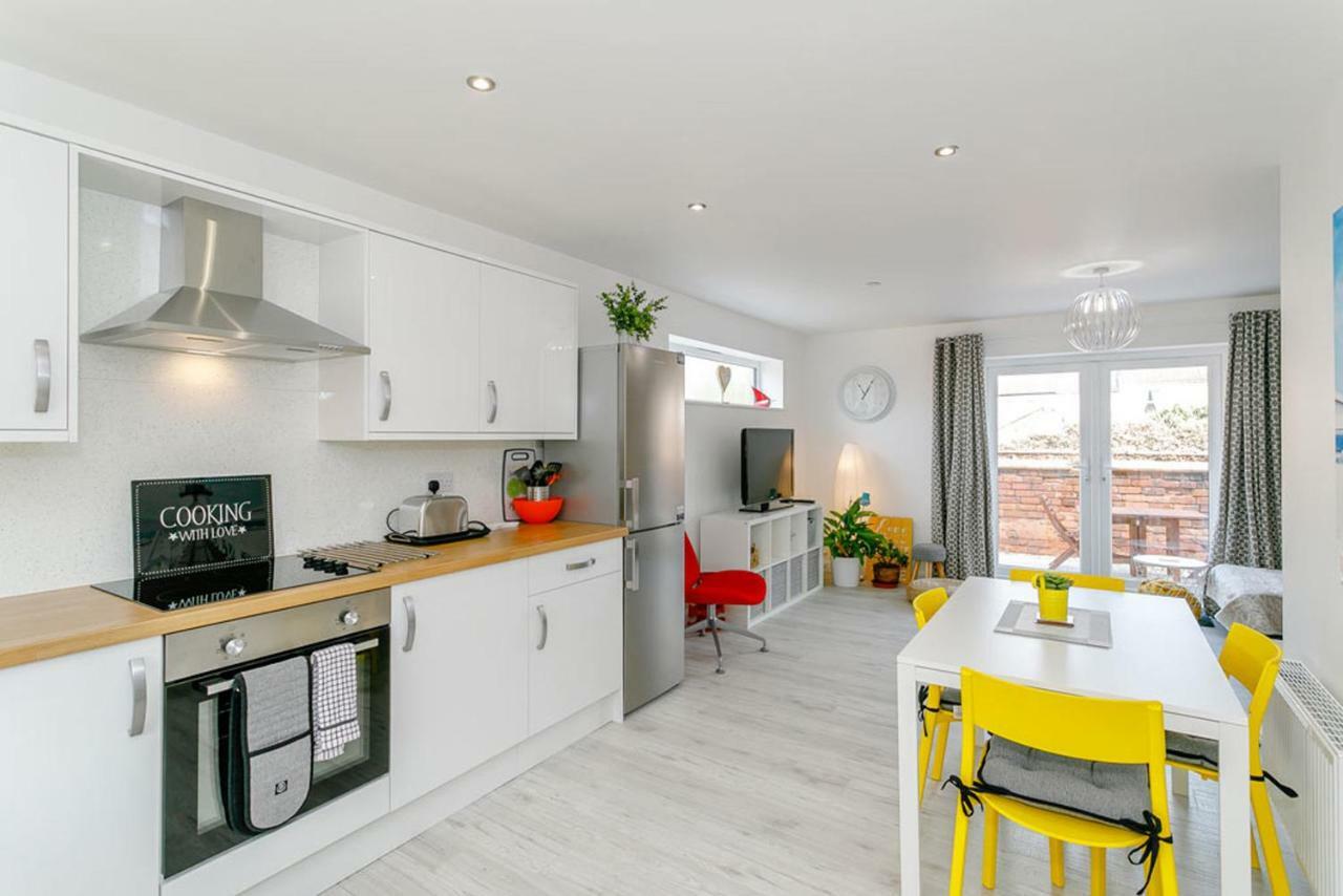 Acorn Mews Villa Lincoln Exterior photo